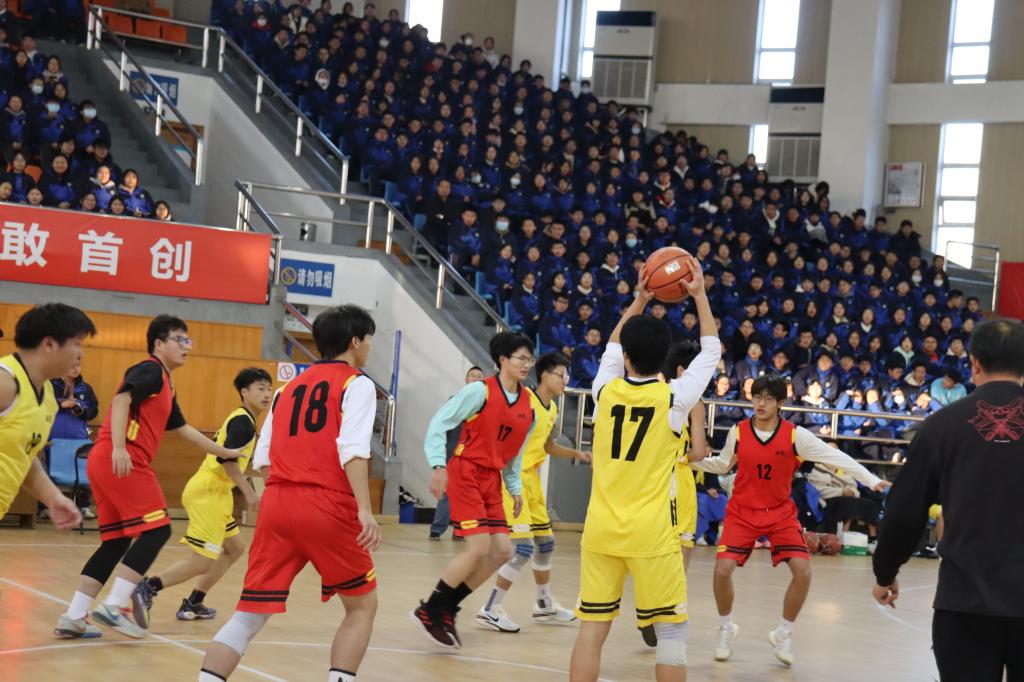 九游娱乐-关注欧预赛困难之路，球队披荆斩棘谱新篇章的简单介绍