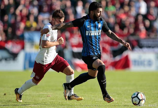 热那亚遭遇两连败，保级压力剧增