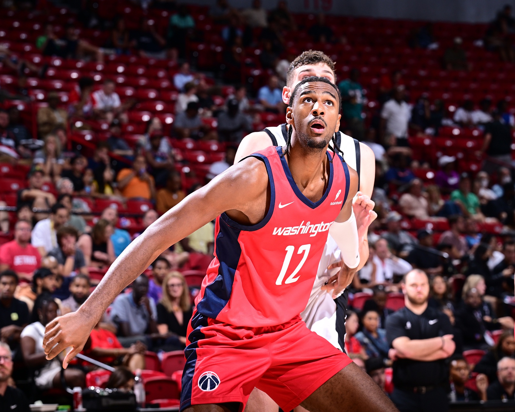 猛龙险胜奇才，晋级东部决赛