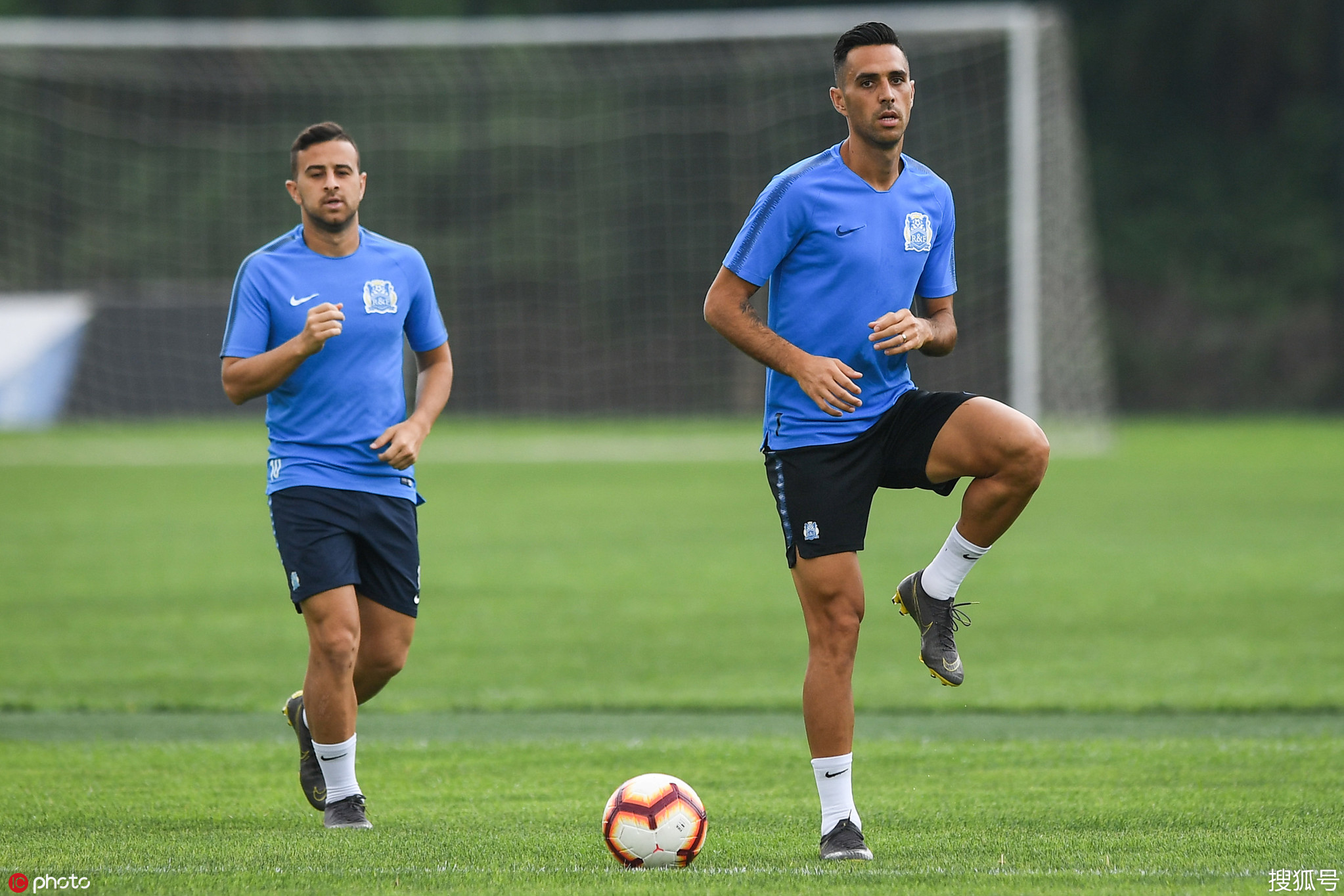 九游VIP-广州富力备战虎视眈眈,冲刺豪取胜利