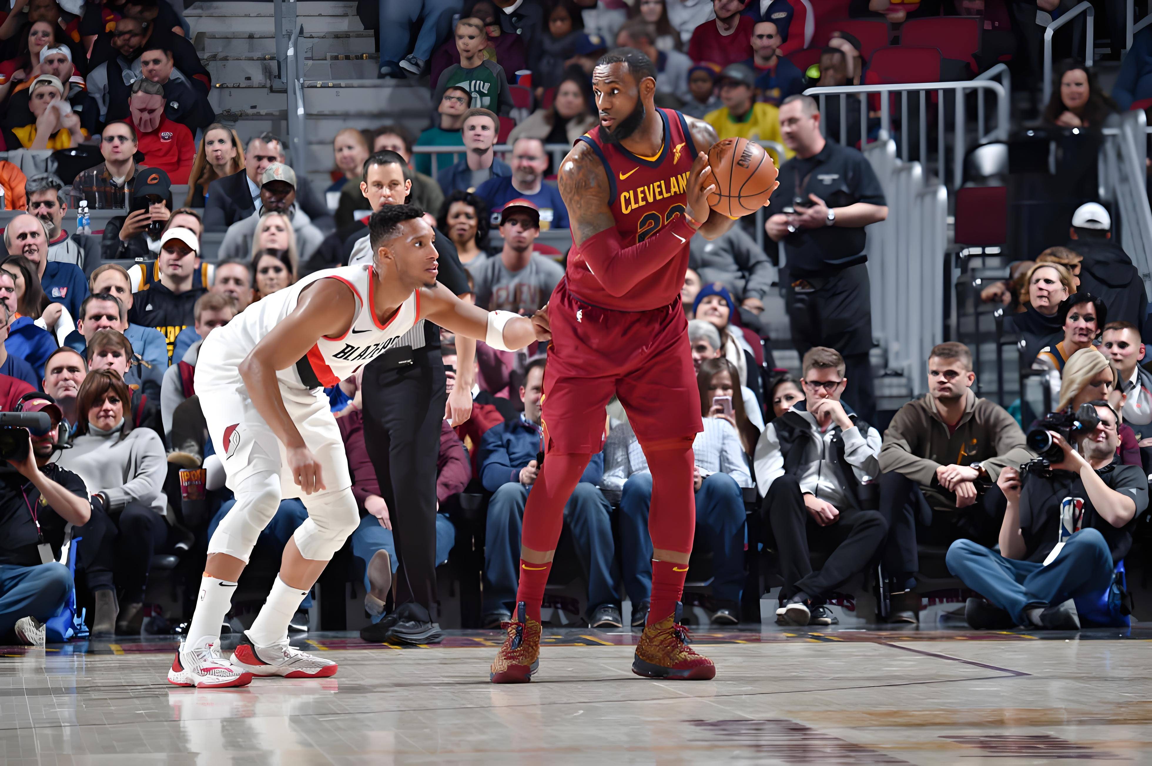 开拓者队核心状态火热，助球队追赶前行的简单介绍