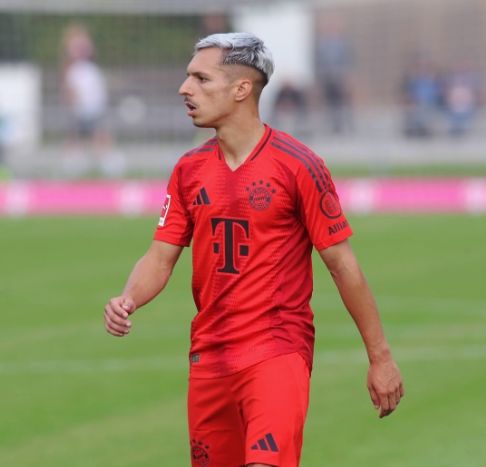 九游体育官方入口-萨拉戈萨客场失利，比利亚雷亚尔摘得胜利