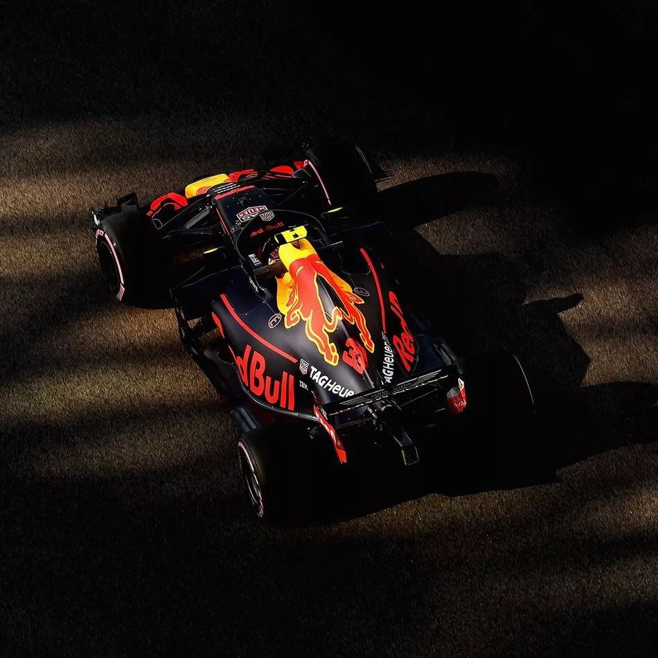 关于红牛二队绝杀迈凯伦,阿隆索惊艳四座的信息 关于红牛二队绝杀迈凯伦,阿隆索惊艳四座的信息