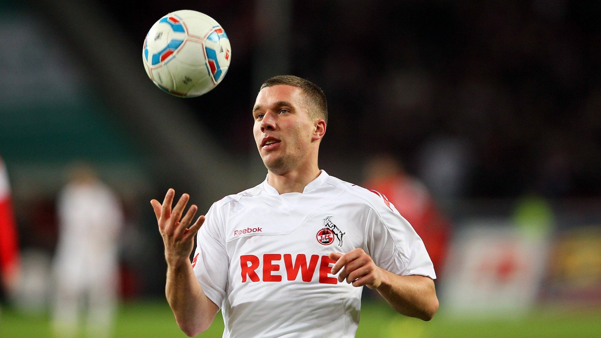 天使之轮,当迪马利亚的足球掌控力,映射F1年度争冠的终极法则