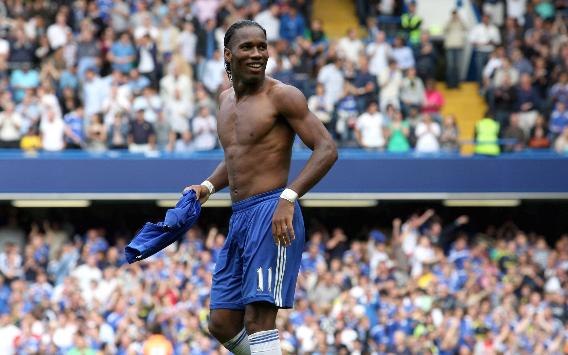 九游娱乐首页-拜仁狂胜阿森纳，阿克从欧冠到世界杯的统治之路