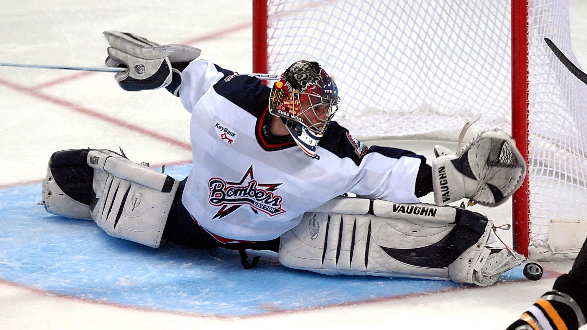 冷门与火热的交响，英格兰横扫韩国，张本智和独奏乒乓新纪元