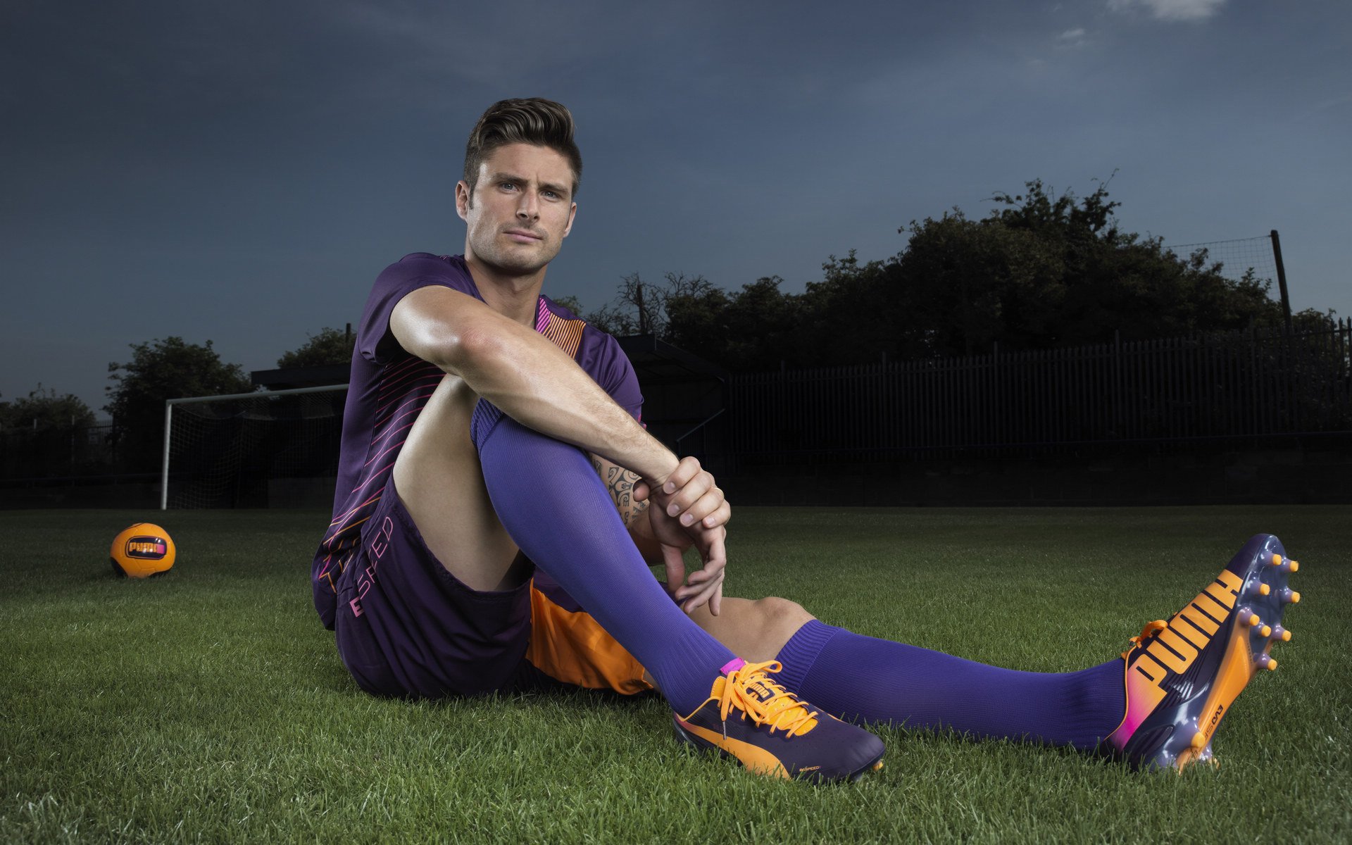 羽毛球江湖鏖战记，黄鸭组合绝境亮剑，中国军团涉险过关