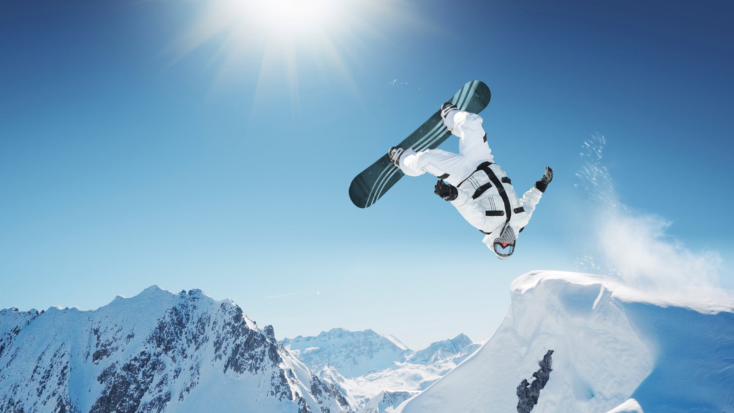 九游官网-范弗利特率队复仇!掘金击溃尼克斯,幕后领袖打出赛季代表战